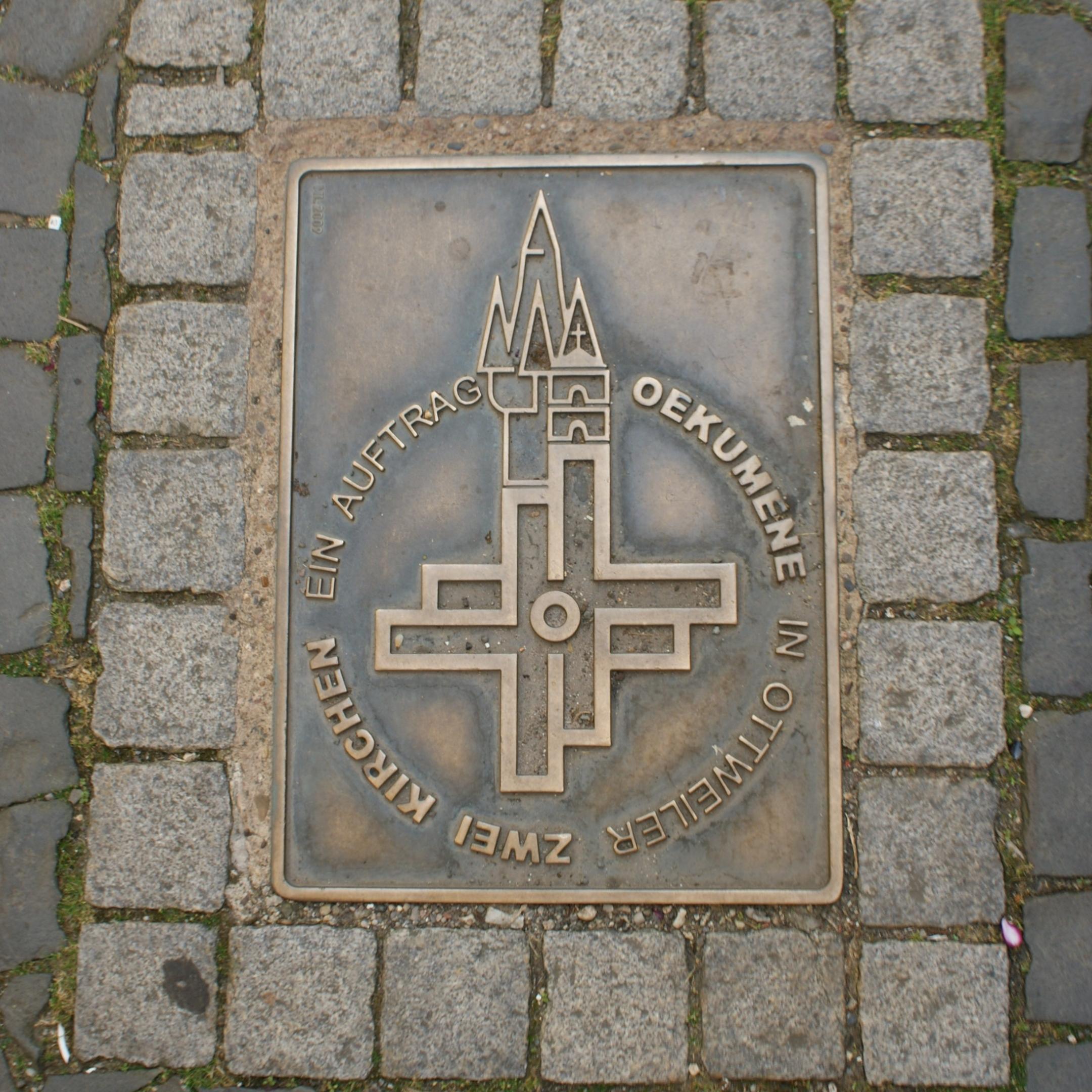 Ökumene-Bronzetafel